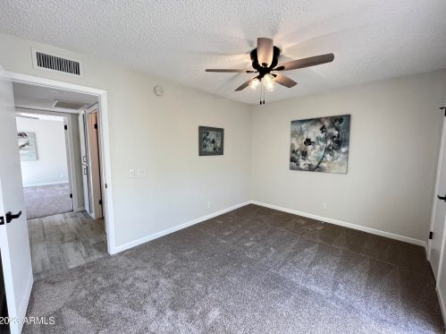 2942 Altadena Ave, Phoenix AZ 85029-3211 exterior