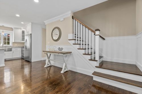 54 Cushing St, Hingham MA 02043-3625 exterior