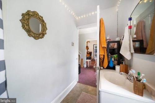 4841 Germantown Ave, Philadelphia PA 19133-1808 exterior