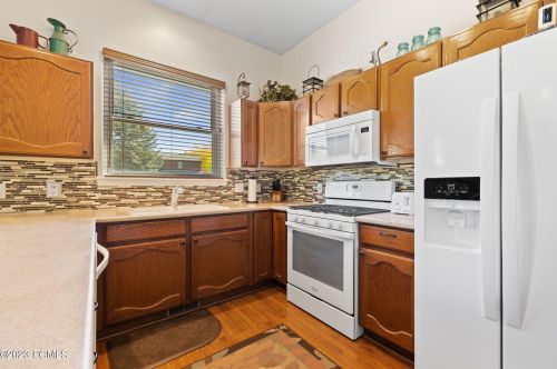 1729 Silver Spg, Park City UT 84098-6033 exterior