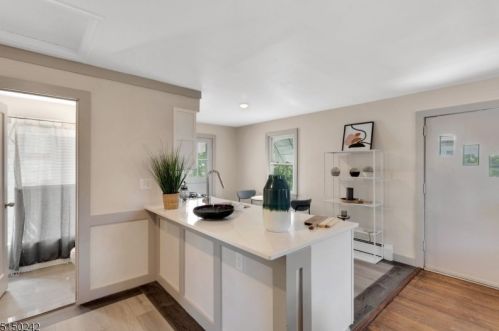 154 Passaic Ave, Belleville NJ  07109-1958 exterior