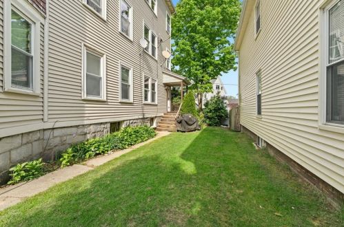 104 Lakewood St, Worcester MA  01603-2056 exterior