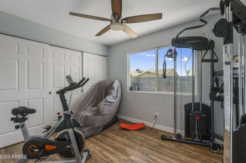 6822 43rd Pl, Phoenix AZ  85042-5218 exterior