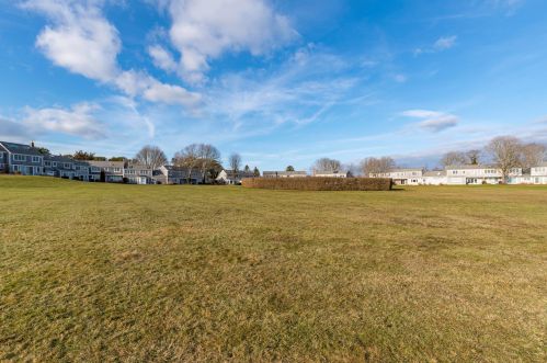 1239 Main St, Chatham MA 02633-2422 exterior