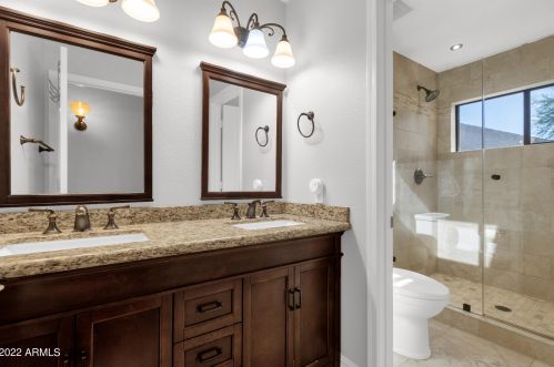 22209 41st St, Phoenix AZ  85050-6898 exterior