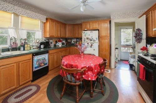 42 Estabrook Rd, Quincy MA 02170-3902 exterior