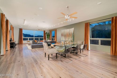 1247 El Camino Dr, Phoenix, AZ 85020-3833