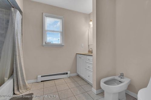 242 Hope Chapel Rd, Jackson Twp NJ  08527-5023 exterior