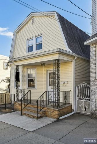 240 Wilson Ave, Kearny, NJ 07032-3347