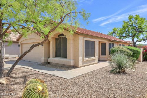 4731 Abraham Ln, Phoenix AZ  85050-6164 exterior