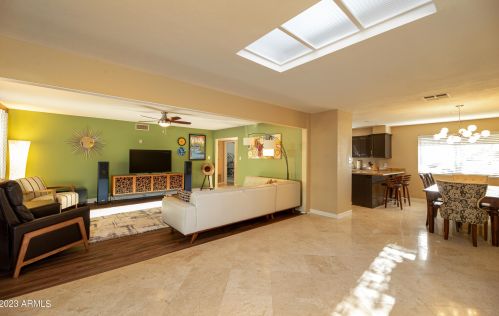 8153 1st Ave, Phoenix AZ 85003-2607 exterior