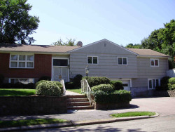 11 Cannon St, Newton, MA 02461-2115