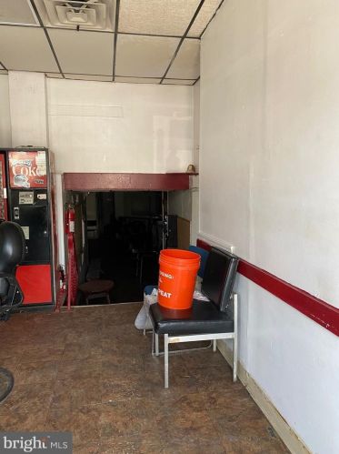 5718 Chester Ave, Philadelphia, PA 19143-5531