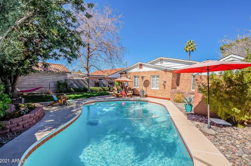 839 Edgemont Ave, Phoenix AZ 85035-1735 exterior