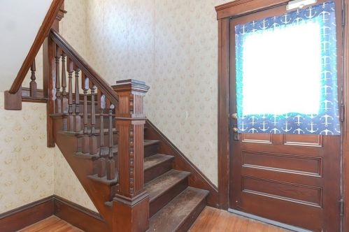 71 Francis St, Worcester MA 01606-3119 exterior