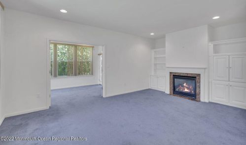 65 Chesterfield Dr, Jackson Twp NJ 08527-6325 exterior