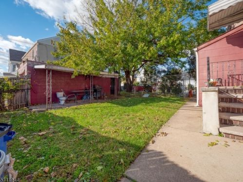 209 William St, Belleville NJ  07109-2422 exterior