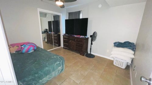 2955 29 St, Phoenix AZ 85032-3726 exterior