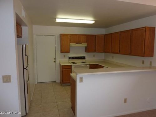 3872 Bighorn Ave, Phoenix AZ  85044-6620 exterior