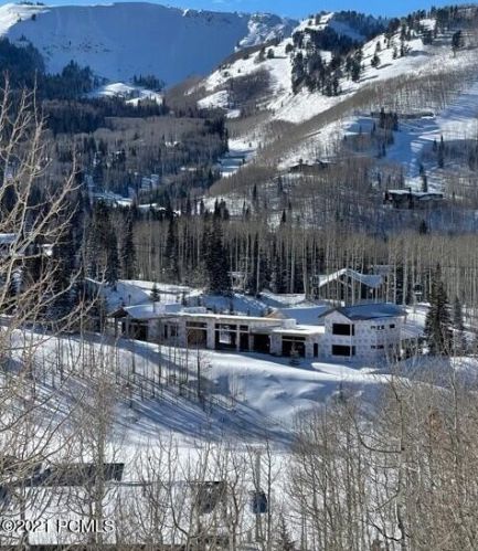 230 White Pne Cyn Rd, Park City UT 84060-6511 exterior