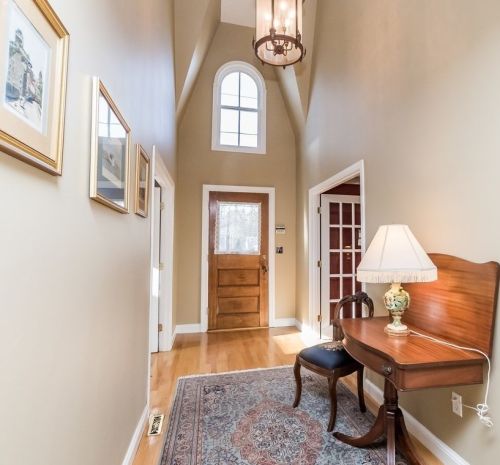 504 Auburn St, Newton, MA 02466-1725