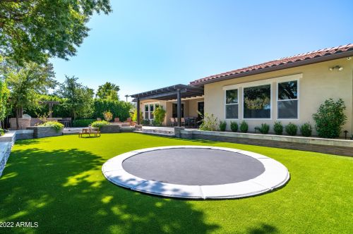 5311 2nd St, Phoenix AZ 85085-7756 exterior