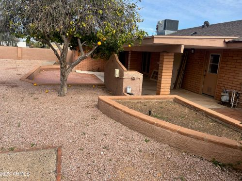 9646 34th St, Phoenix AZ  85028-4923 exterior
