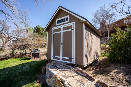 11551 Hidden Vly Blvd, Sandy UT 84092-5638 exterior