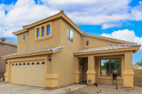 3224 81st Dr, Phoenix, AZ 85043-1562