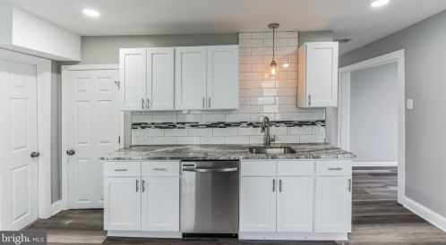 108 Jefferson St, West Deptford NJ 08066-1262 exterior