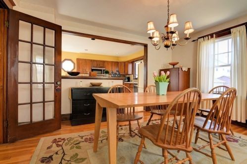 132 Elm Ave, Quincy MA 02170-2939 exterior