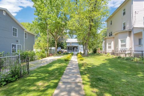 12 Jerome Ave, Belleville, NJ 07109-1650