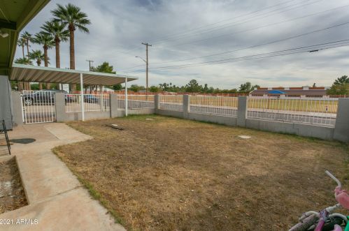 2102 Fairmount Ave, Phoenix AZ 85015-5306 exterior