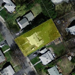 39 Fairway Dr, Newton MA 02465-1712 aerial view