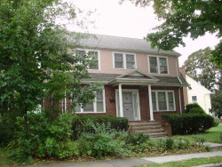 364 Auburndale Ave, Newton, MA 02466-1221