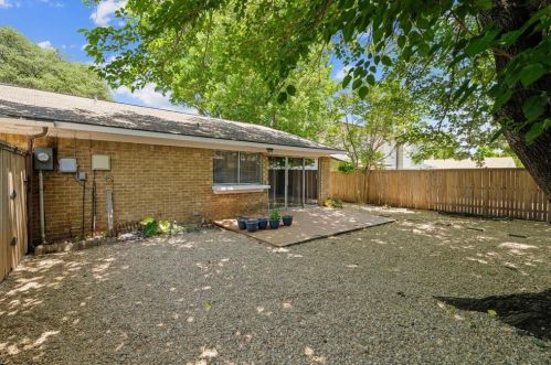 2716 Laurel Ln, Plano TX  75074-4810 exterior