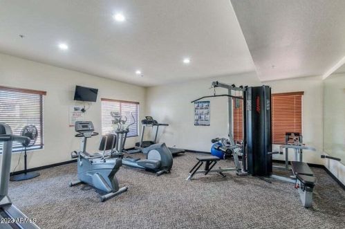 21320 56th St, Phoenix AZ 85054-5401 exterior