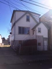 24 Lake St, Belleville NJ  07109-1037 exterior