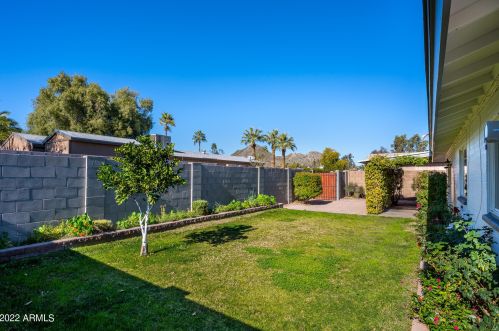 12434 25th Pl, Phoenix AZ 85032-7006 exterior