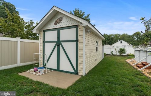 416 Highland Ave, West Deptford NJ 08096-5351 exterior