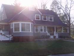 66 Berkeley St, Newton, MA 02465-2617