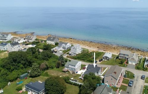 104 Seaview Dr, Plymouth, MA 02360-1253