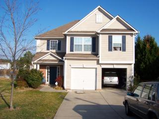 10 Marsh Landing Ct, Durham NC  27703-6717 exterior