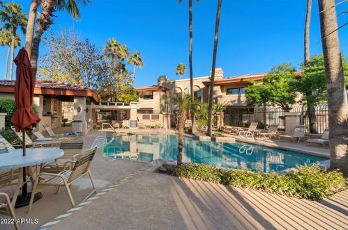 10410 Cave Creek Rd, Phoenix, AZ 85020-1644