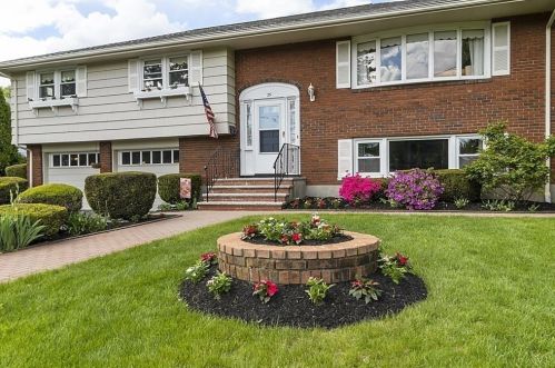 25 Anthony Rd, Newton, MA 02460-1137