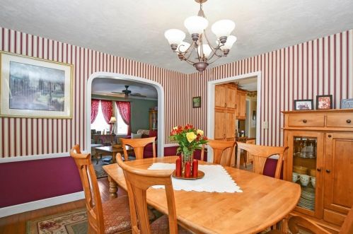 162 June St, Worcester MA 01602-3249 exterior