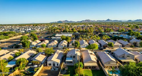 4758 Charleston Ave, Phoenix AZ 85032-9553 exterior
