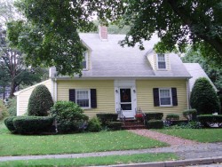 136 Winslow Rd, Newton, MA 02468-1741