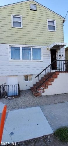 43 Florence Ave, Belleville, NJ 07109-1107