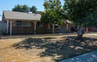 4237 Keim Dr, Phoenix, AZ 85019-1623